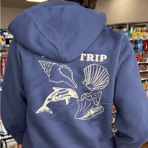 Blue Surf Trip Hoodie with Seashell & Dolphin Graphic size small